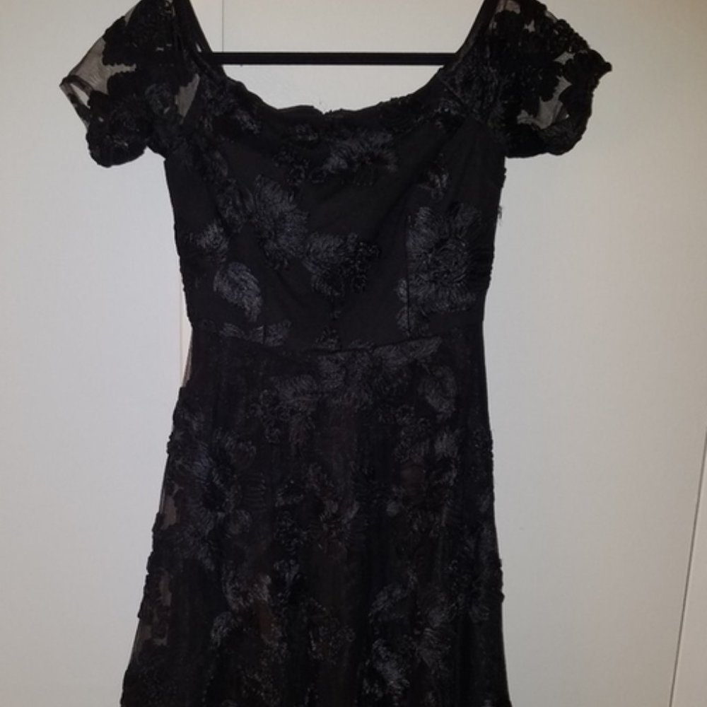 Tahari Black Lace, Off-the-Shoulder Tea-Length Dress - Picture 8 of 8